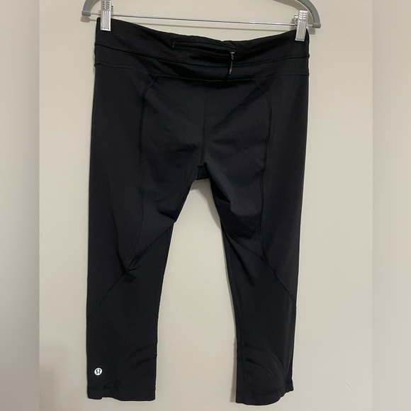 Lululemon Run Inspire Crop Black Leggings Size 8 - Picture 3 of 7